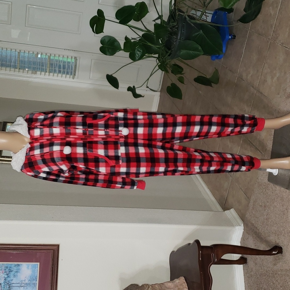 Mae s flannel hooded long sleeve super warm and cozy zip up onesie pockets